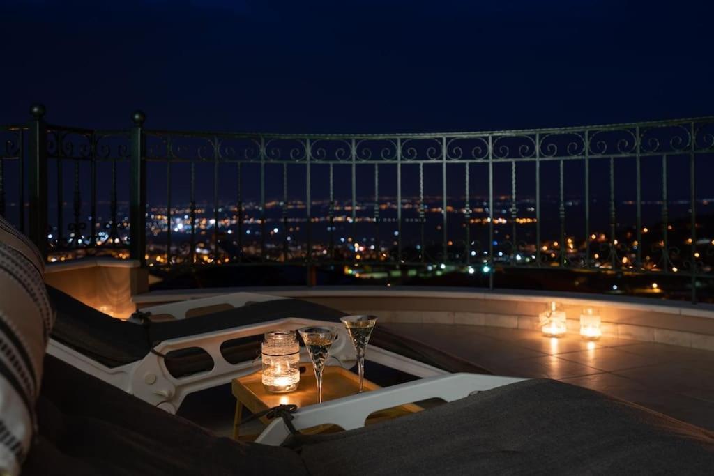 Appartement Amazing View With Huge Balcony à Véria Extérieur photo