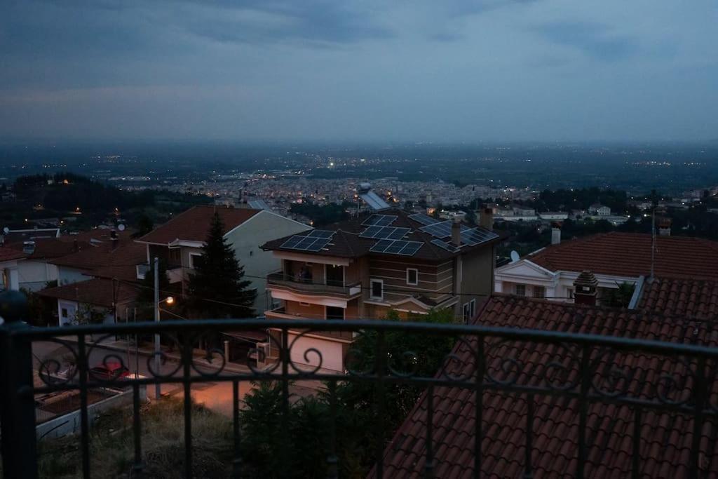 Appartement Amazing View With Huge Balcony à Véria Extérieur photo