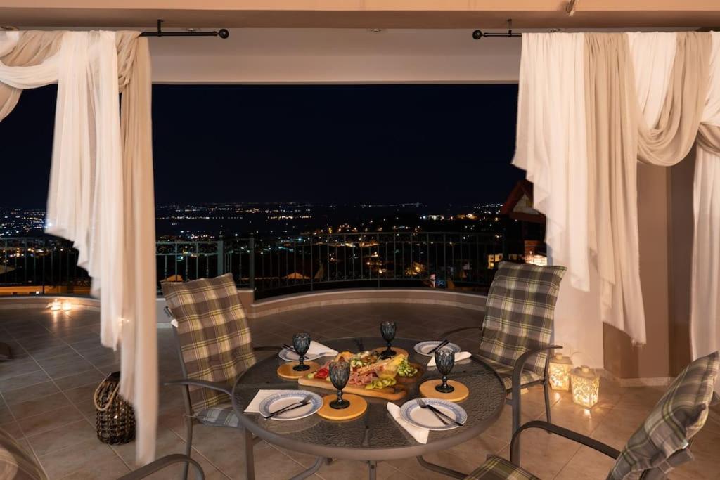 Appartement Amazing View With Huge Balcony à Véria Extérieur photo
